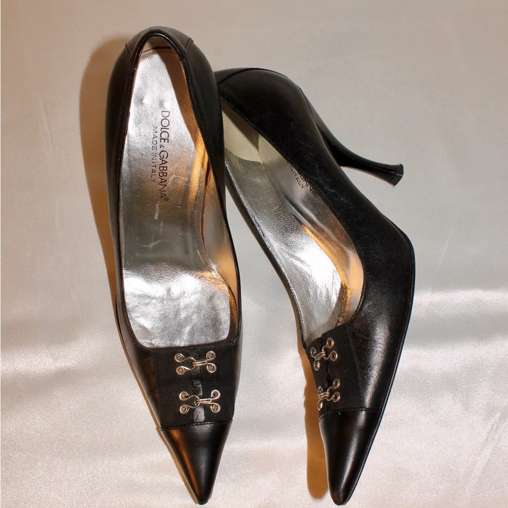 Dolce & Gabbana Black Leather Kitten Heels